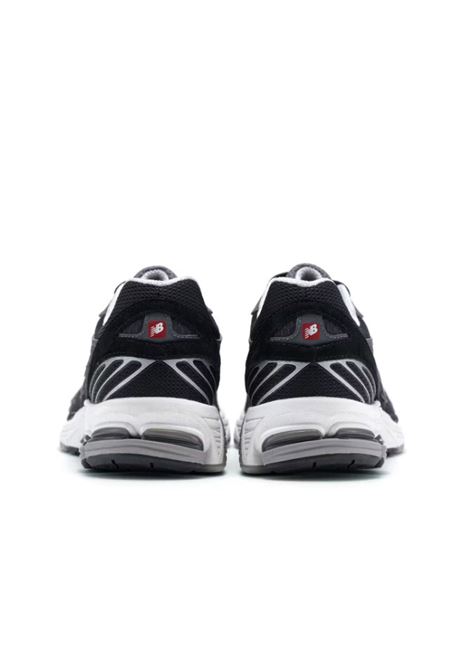 Black 860v2 sneakers Comme des Garçons HOMME x New Balance - men COMME DES GARCONS HOMME X NEW BALANCE | HNK1011